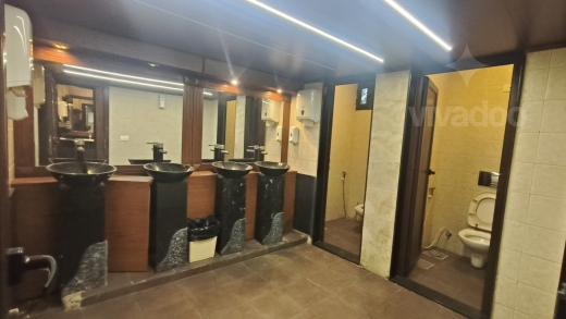 Furnished Night Club for Rent in Adonis — 12