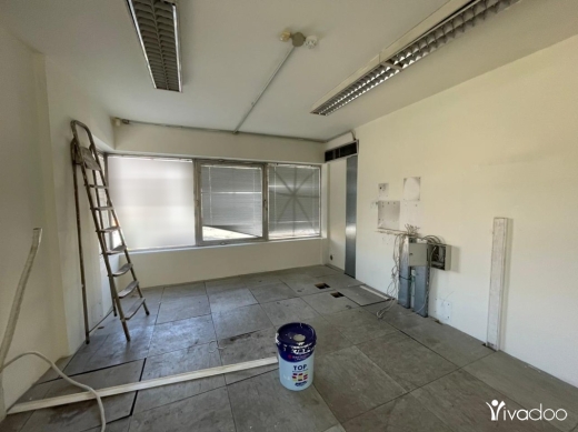Office for Rent in Jounieh — 24