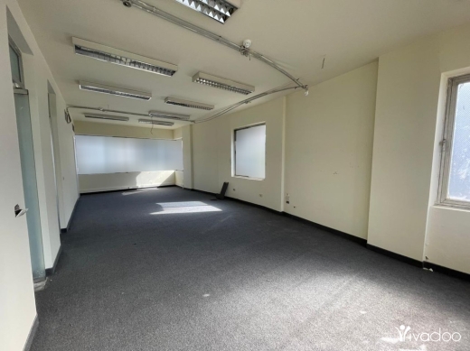 Office for Rent in Jounieh — 8