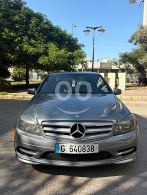 Mercedes-Benz C-Class 2011