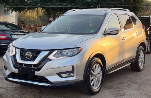 2018 Nissan Rogue SV AWD with 85,000 Miles