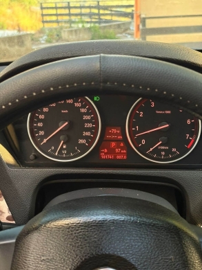 BMW X5 2011 Performance M with 3.5L Single Turbo Engine — 5