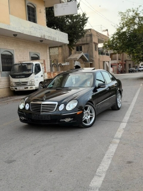 2008 Mercedes 211 with Original Parts and AC