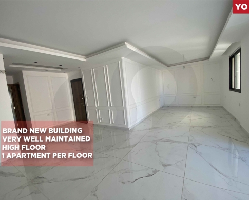 BRAND NEW/ Zkak El Blat,BEIRUT/ زقاق البلاط/very well maintained/REF#YO140479 !