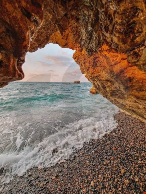 DIRECTLY BEACHFRONT/PRIME LOCATION/HALAT-JBEIL/حالات/REF#ST140439