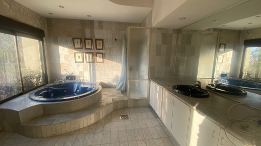 A Spacious Apartment With Terrace for Rent In Naccache — 13