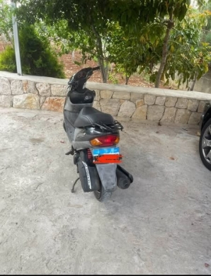Suzuki V125 Motorcycle for Sale — 2