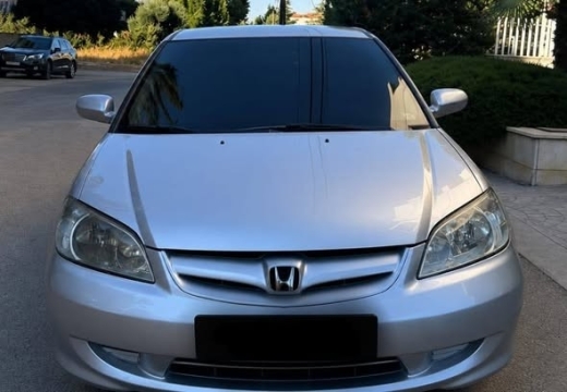 2005 Honda Civic with New Rims, AC, Fridge, and Power Windows