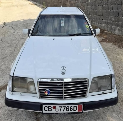 1991 Mercedes E300 Six Cylinder Automatic in Tripoli