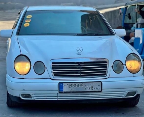 1997 Mercedes-Benz E230 Automatic with Original Interior