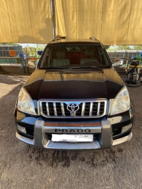 Toyota Prado 2009 4x4 Automatic with 7 Seats