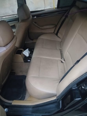 2003 BMW 318 with fresh engine and leather seats — 2
