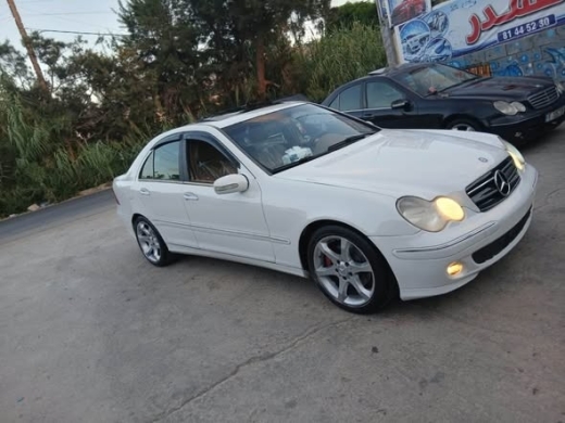 2002 Mercedes-Benz C320 with original motor and top speed