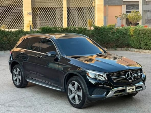 2017 Mercedes-Benz GLC 300 with panoramic roof and new tires
