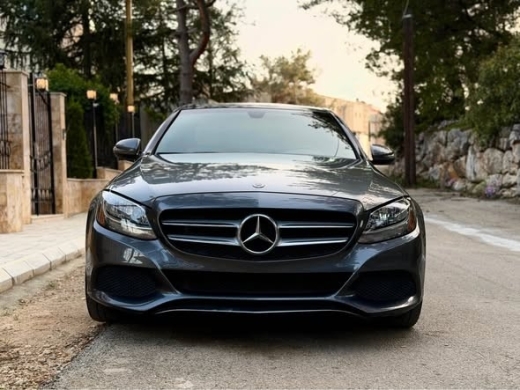 2018 Mercedes Benz C300 with Heated Seats and Sunroof