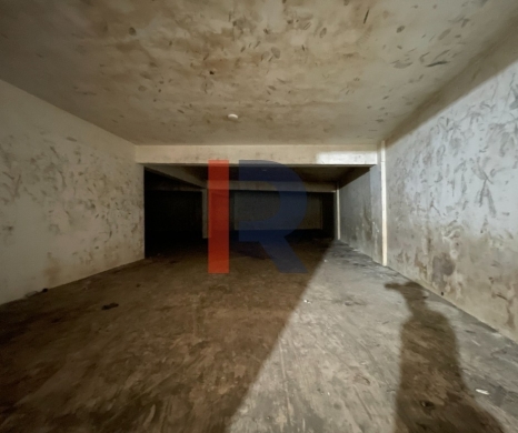 R9-3925 Warehouse for Sale in Abou Samra – Tripoli, 500 m², 6 m Height, Main Road — 3