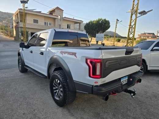 2019 Ford F-150 Raptor 4X4 One Owner Excellent Condition — 4