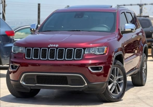 2018 Jeep Grand Cherokee Limited V6 with 75k miles