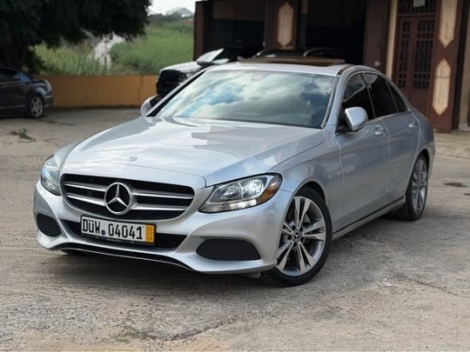 2018 Mercedes-Benz C300 with Blind Spot Radar and Camera