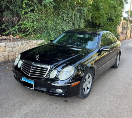 2003 Mercedes E320 in excellent condition with no accidents — 2