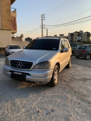 Mercedes-Benz ML 320 Model 2000 with New Engine and Transmission