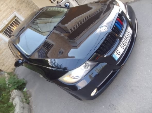 2007 BMW 328i E90 with 71542140 km