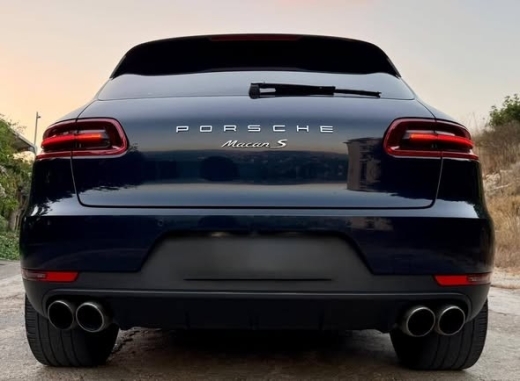 2018 Porsche Macan S Navy Blue with Panoramic Sunroof