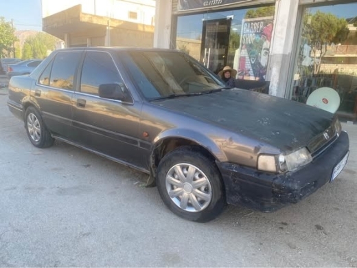 Honda Accord 1988 in good condition available in Western Bekaa — 5