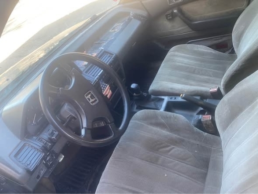 Honda Accord 1988 in good condition available in Western Bekaa — 2