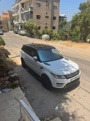 2017 Range Rover with trailer for sale in Jdeideh