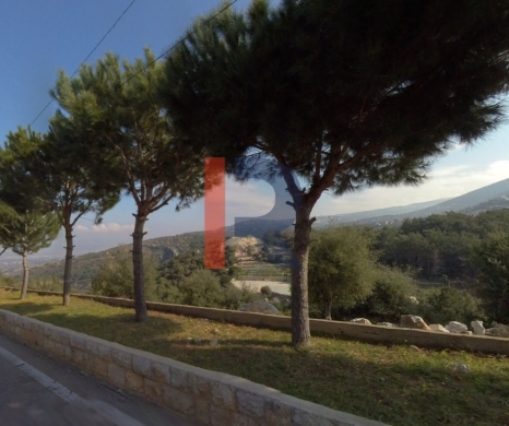 R9-3931 Land for Rent in Zgharta – Karemsaddeh, 804 m², Zoning 25/50 — 2