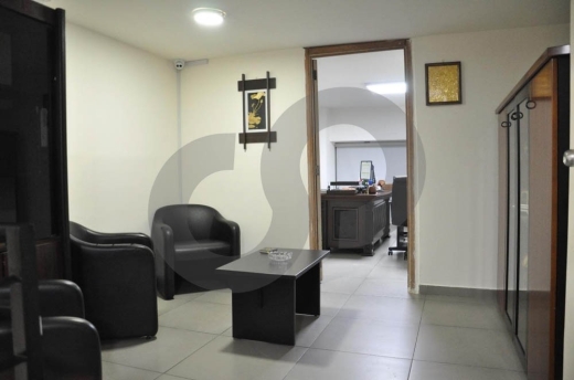 well-located/commercial space/excellent visibility/two floors/HAMRA,BEIRUT/حمرا/REF#AZ140611