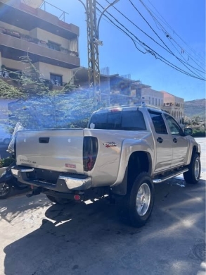 2005 GMC SLE 4WD Full Option with New Tires — 2