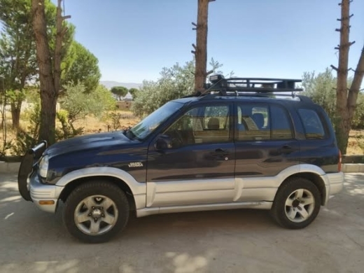 1999 Suzuki Grand Vitara 4x4 with Camera and Yokohama Tires