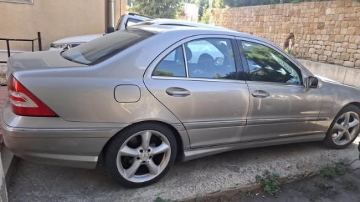 Mercedes-Benz C230 Kompressor 2005 Sedan — 2