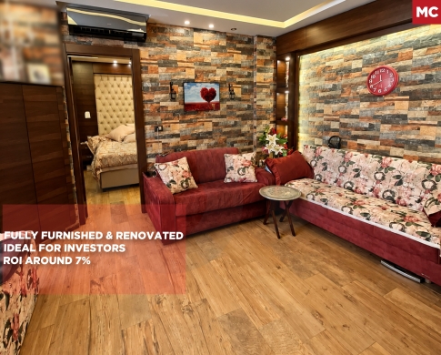 Fully furnished and fully renovated/Ras Beirut – Caracas/ راس بيروت – كراكاس/DEAL FOR INVESTORS/REF#MC140631 !