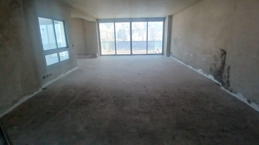 Core & Shell Executive Office For Sale in Zalka