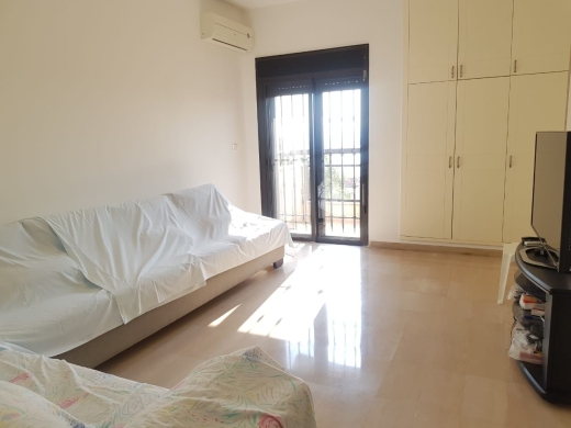 4-Bedroom Well Decorated Apartment with Partial Sea View for Rent in Adma — 11
