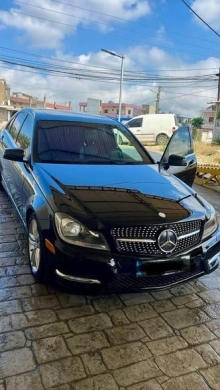 2012 Mercedes-Benz C300 4MATIC in excellent condition