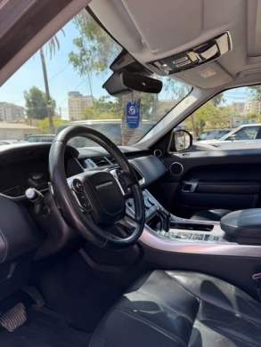 2017 Range Rover Sport HSE V6 with Full Options — 5