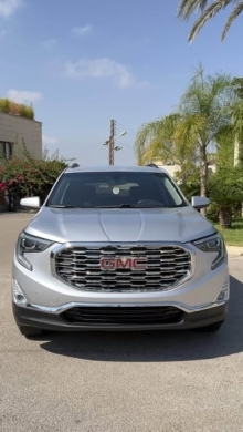 GMC Terrain 2018 with 129,000 miles for sale — 4
