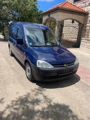 2004 Opel Combo with ABS and Air Conditioning