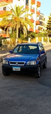 2000 Honda CR-V with Automatic Transmission and 4WD