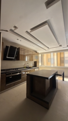 Fully Renovated Apartment/High-End Finishing/Spacious 240 SQM/AL HOSH-TYRE/الحوش/REF#NJ140668