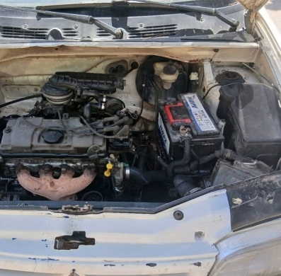 Citroen with foreign papers, 1999 model, Vitas engine