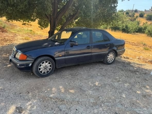 1996 Mercedes-Benz C-Class 6 Cylinder in good condition