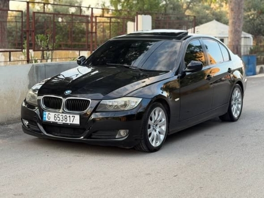2006 BMW 325 with Full Leather and Sunroof