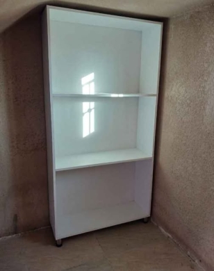 6 New Shelves Available for Sale in Baalbek