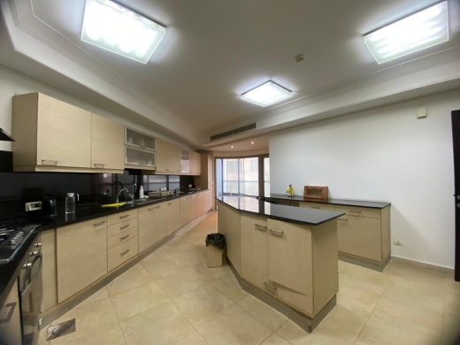 Fully Furnished Apartment For Sale in Ain Al Mraiseh, Beirut — 12