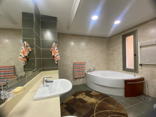 Fully Furnished Apartment For Sale in Ain Al Mraiseh, Beirut — 24